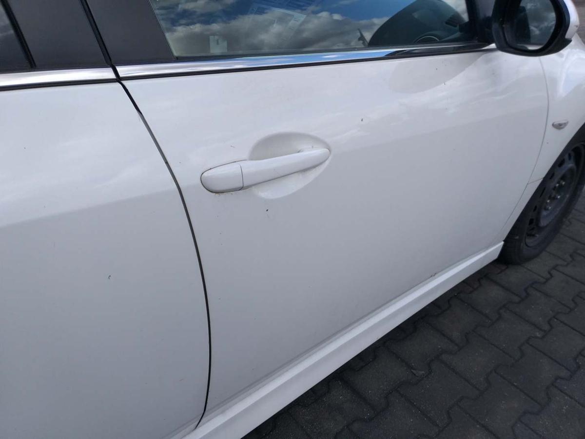 Mazda 6 GH original Tür vorn rechts Weiß Rohbau Bj.2009